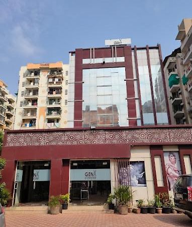 Hotel Genx Le Crescent Ghaziabad Exterior foto