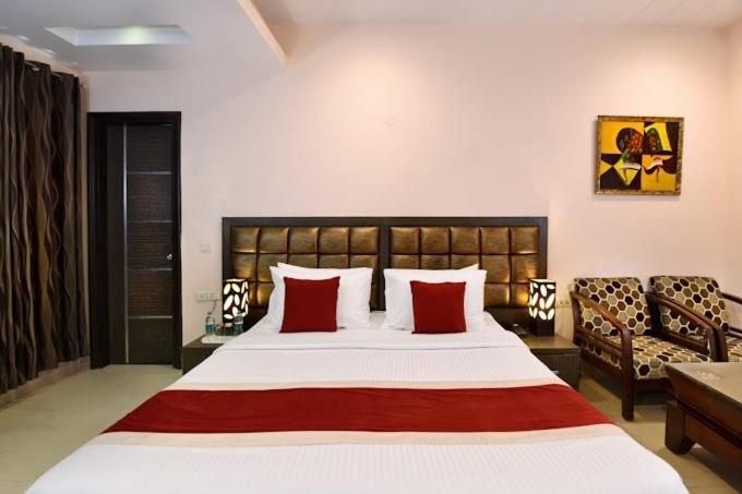 Hotel Genx Le Crescent Ghaziabad Exterior foto
