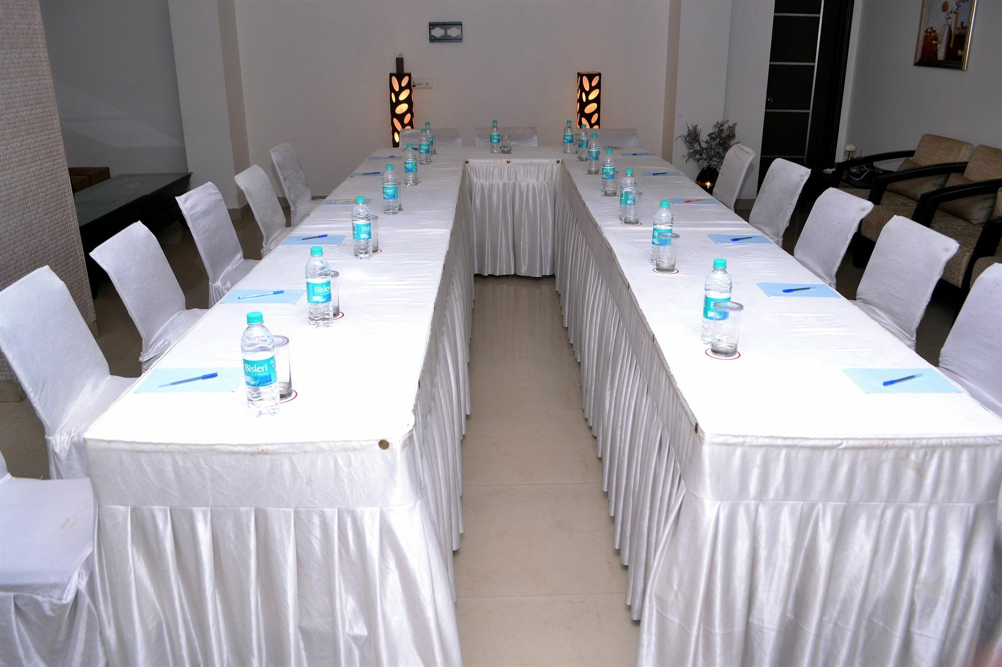 Hotel Genx Le Crescent Ghaziabad Exterior foto