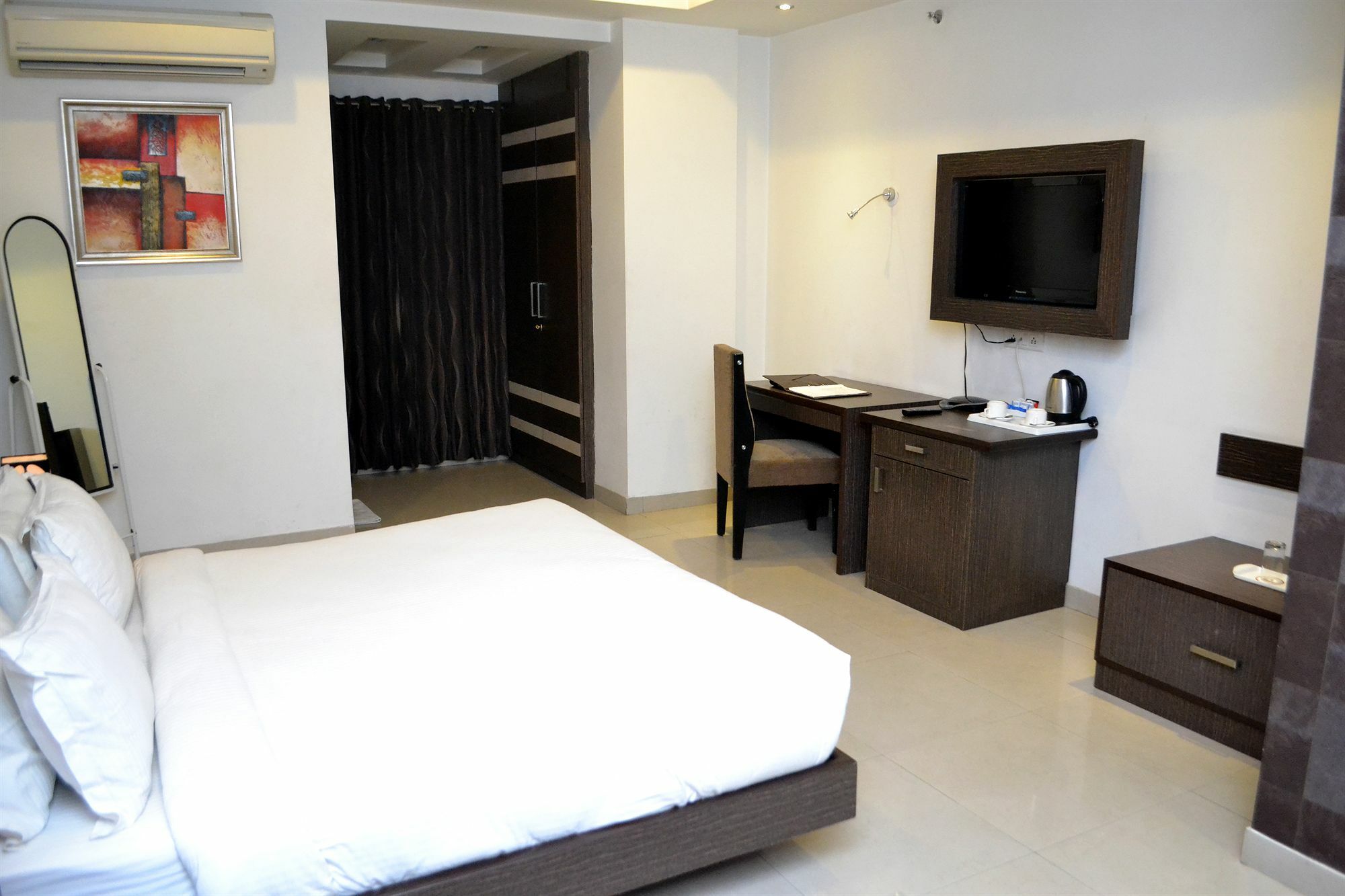 Hotel Genx Le Crescent Ghaziabad Exterior foto